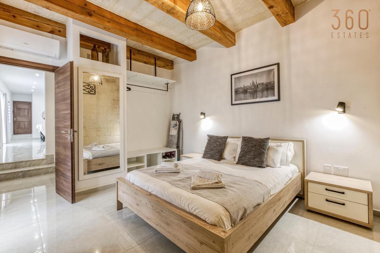 A Lovely 1Br Home With Balcony Just Off The Coast By 360 Estates Saint Julian's ภายนอก รูปภาพ
